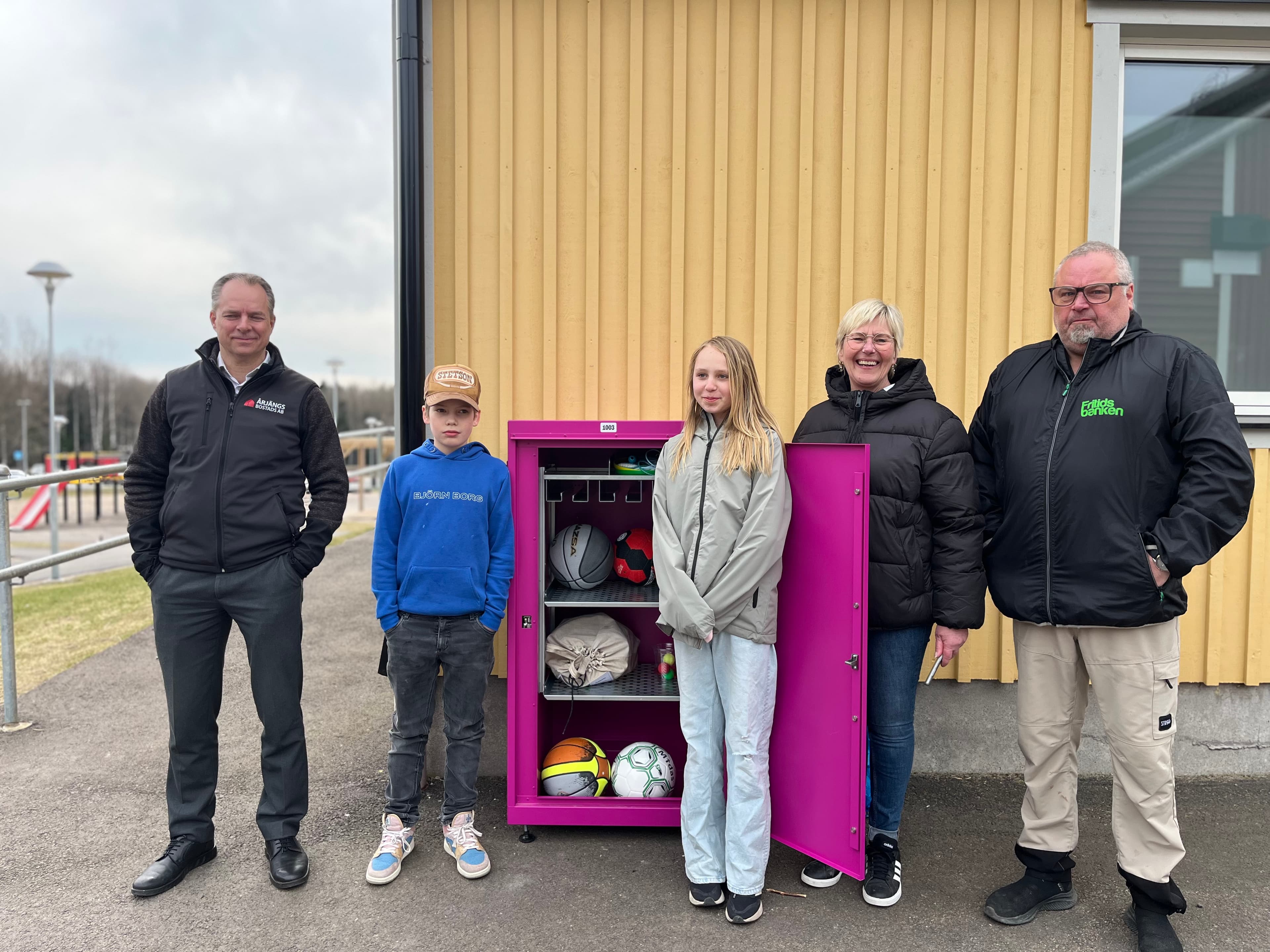 Box 1003 - Main Image