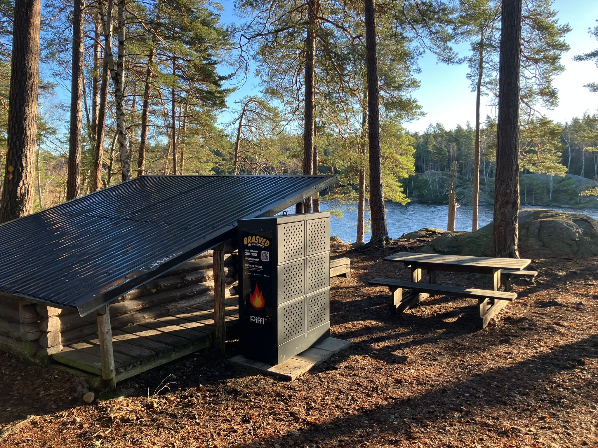 Box 2013 - Main Image