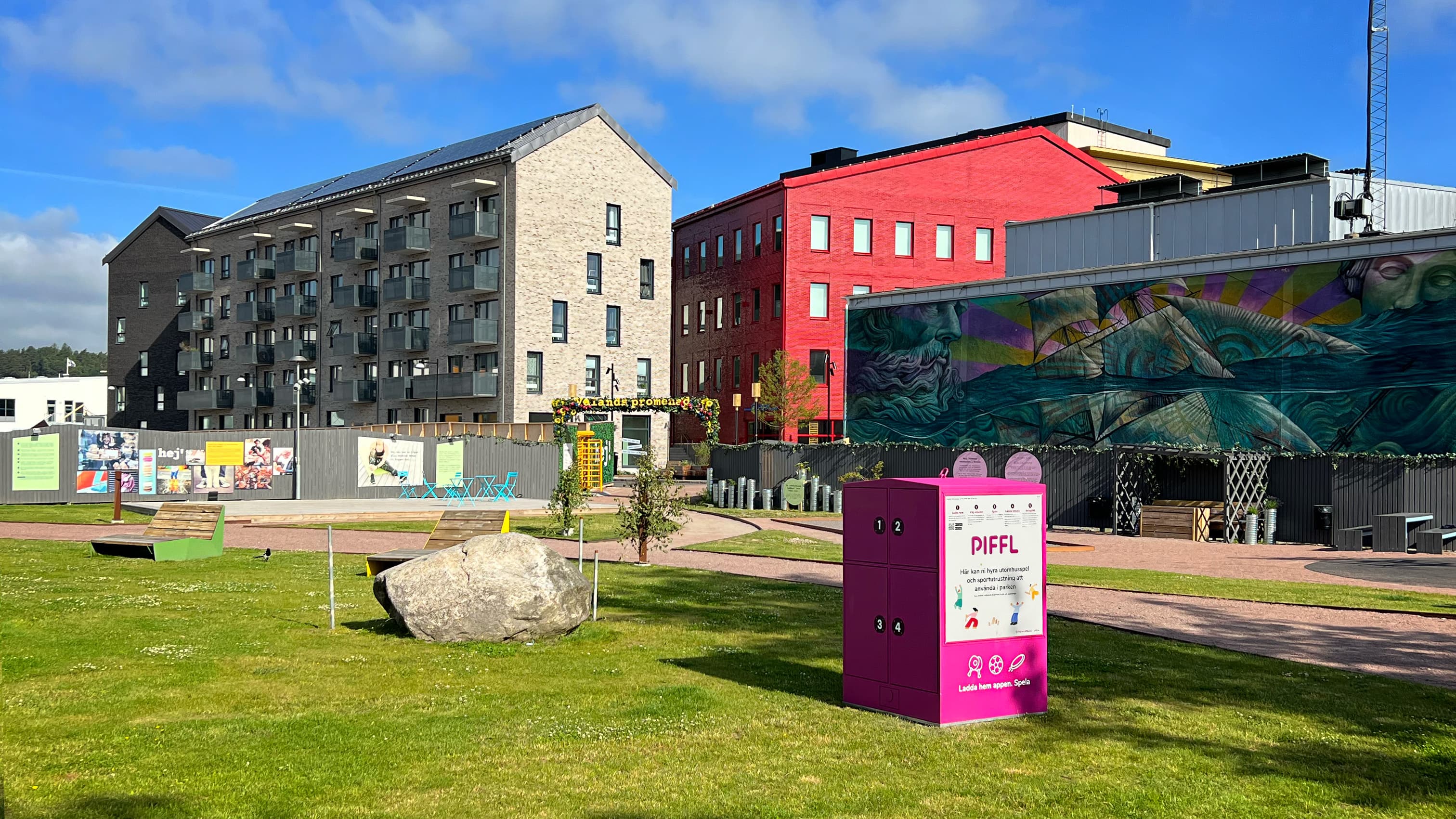 Box 4062 - Main Image