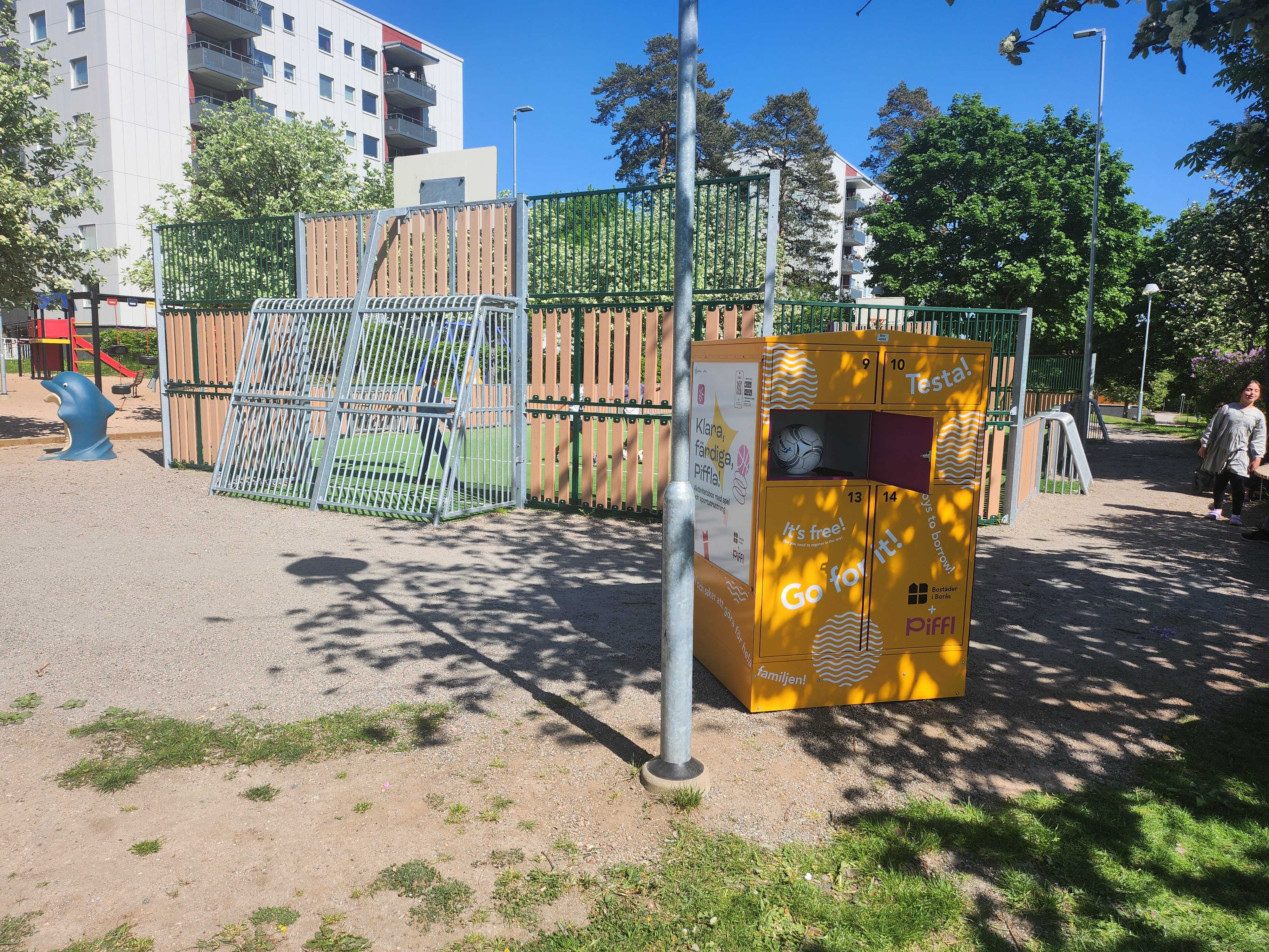 Box 4064 - Main Image