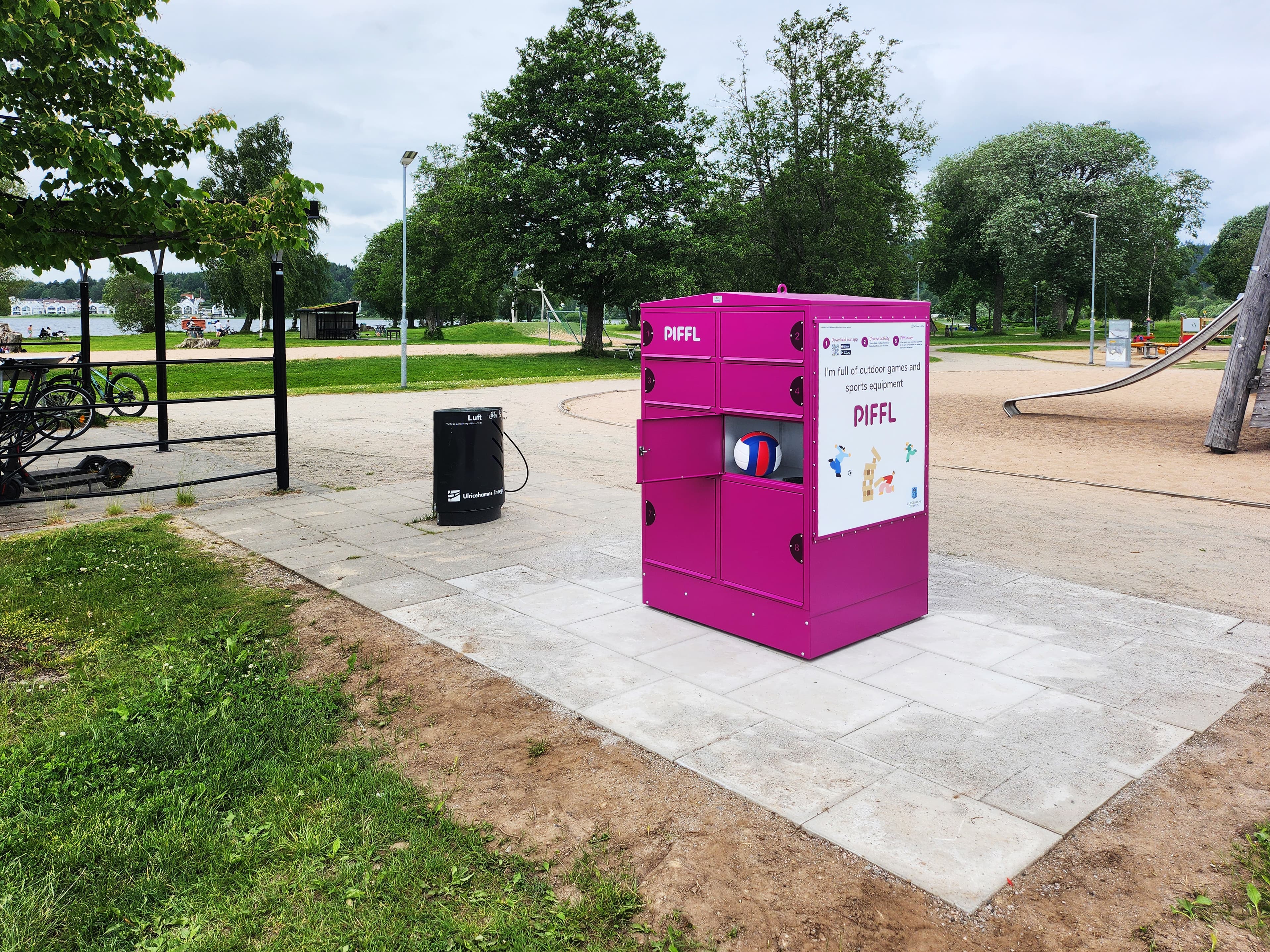 Box 4095 - Main Image