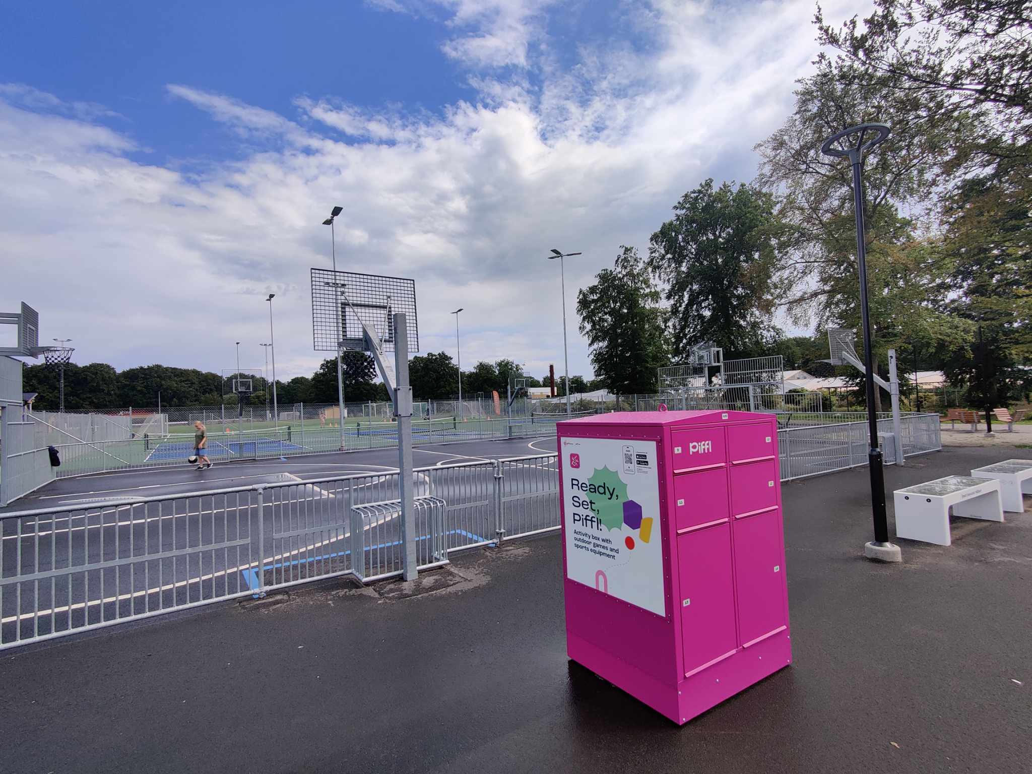 Box 4105 - Main Image