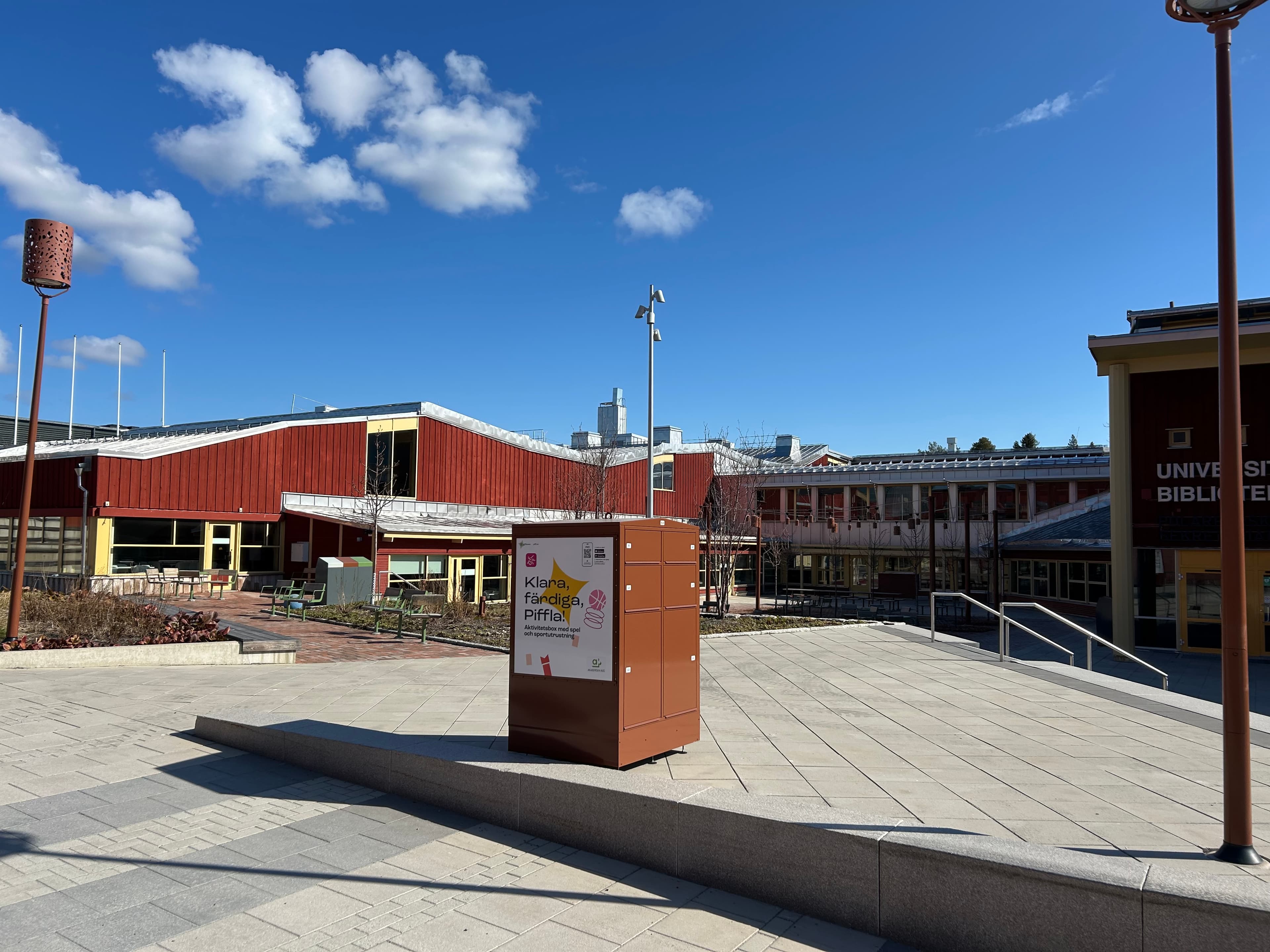 Box 4114 - Main Image