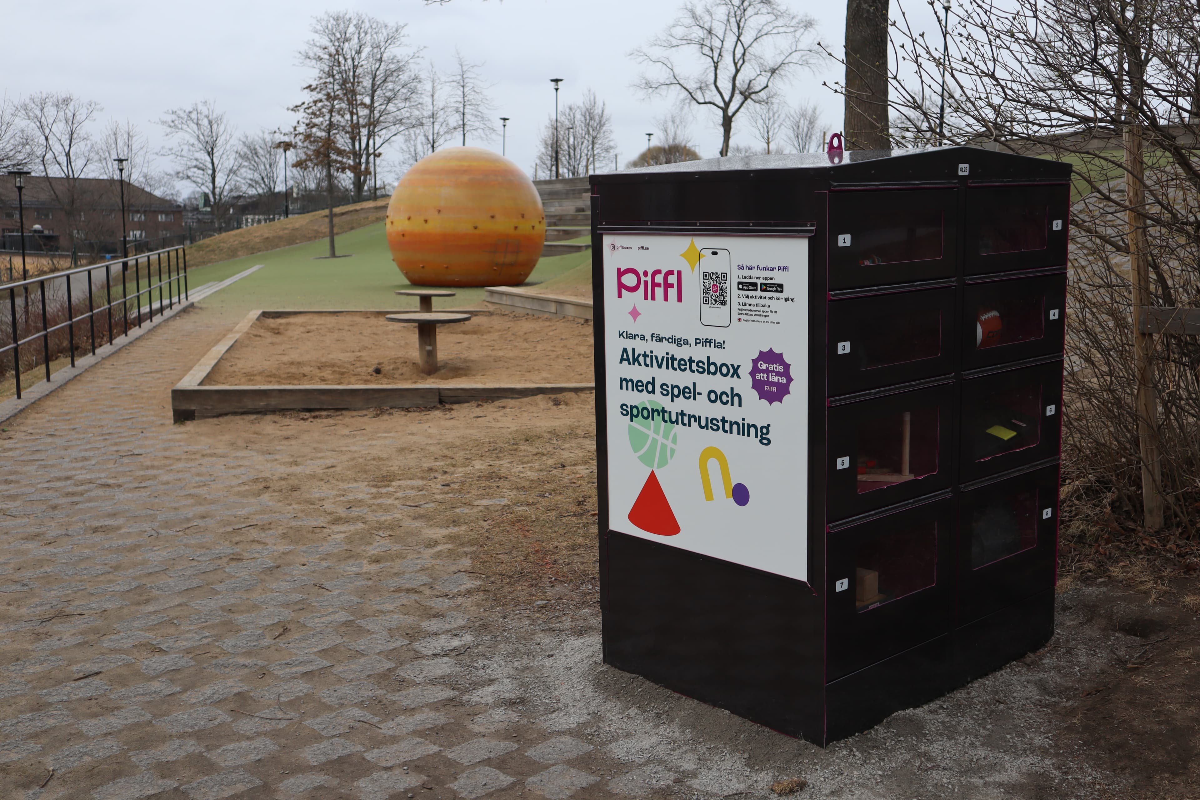 Box 4125 - Main Image