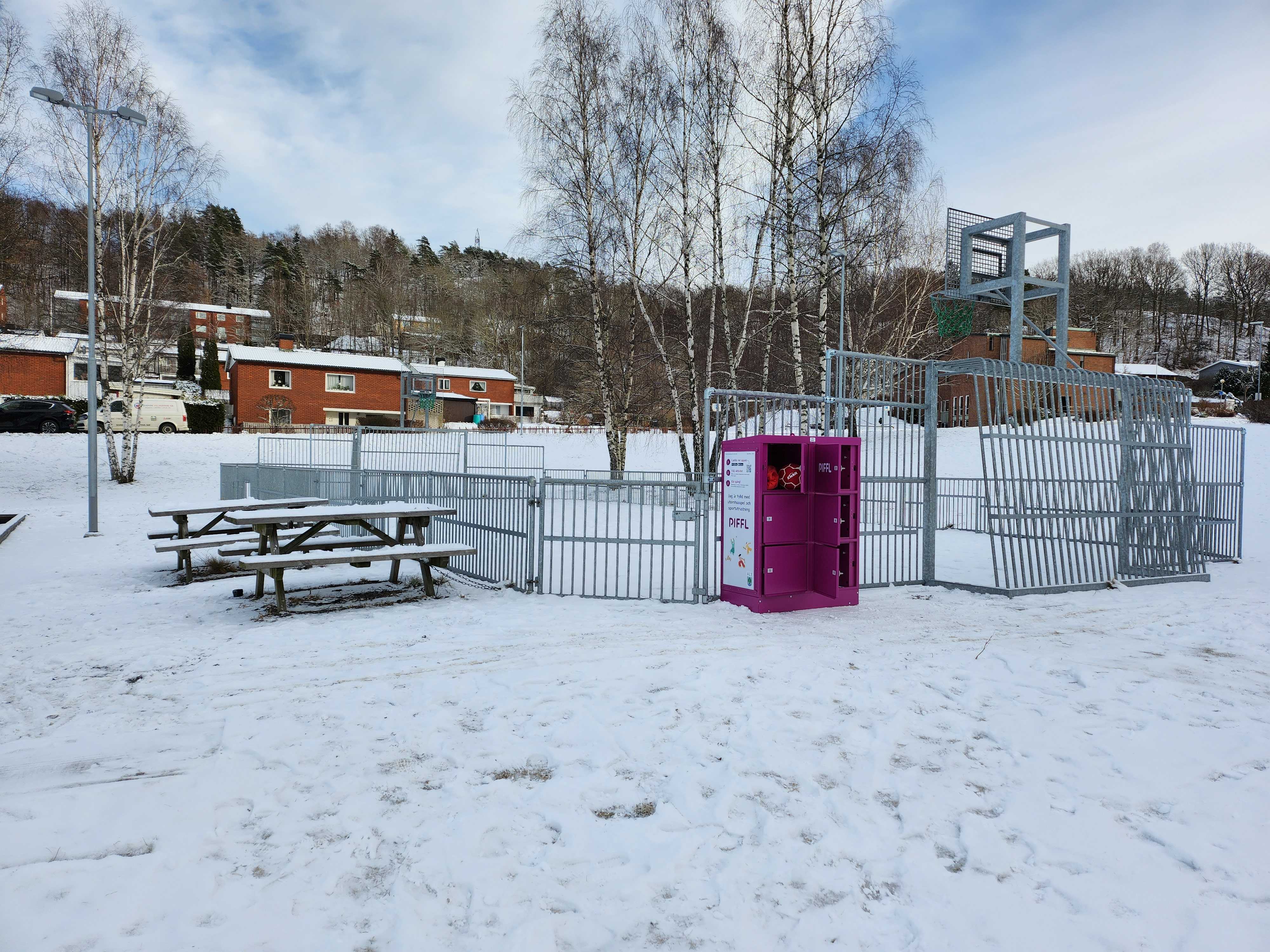 Box 5003 - Main Image