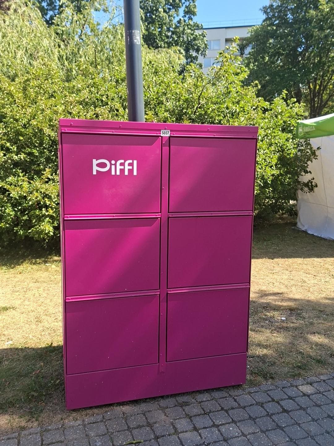 Box 5037 - Main Image